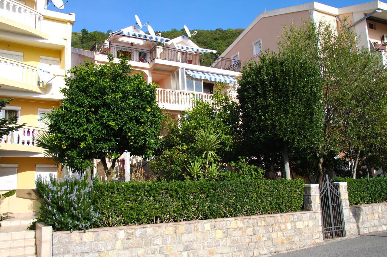 Mm Kovacevic Apartments Petrovac Exterior foto